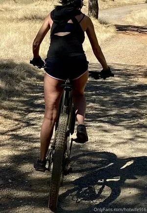 Hotwife916 OnlyFans Leaked Free Thumbnail Picture - #0RpT36xlCC