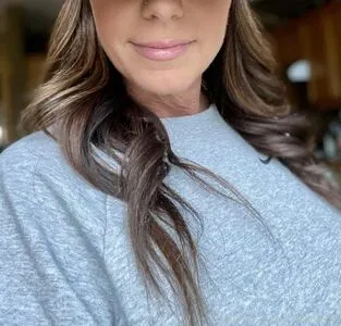 Hotwife916 OnlyFans Leaked Free Thumbnail Picture - #8wAG12wq9J