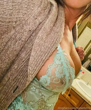 Hotwife916 OnlyFans Leaked Free Thumbnail Picture - #tKNiIILxuB