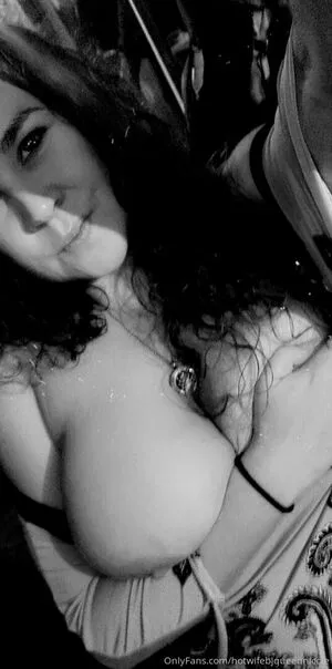 Hotwifebjqueennicole OnlyFans Leaked Free Thumbnail Picture - #Ux4bTTuix0