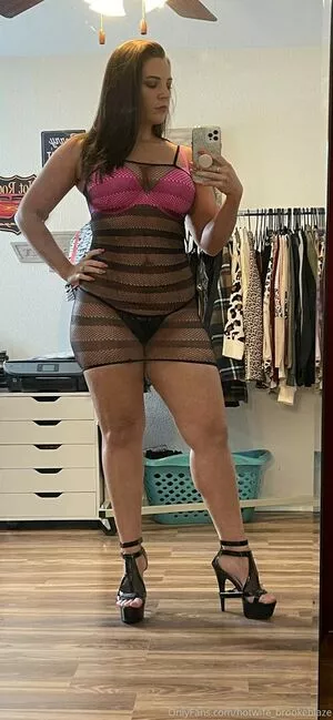 Hotwifebrookeblaze OnlyFans Leaked Free Thumbnail Picture - #5TmzNfzXQ3