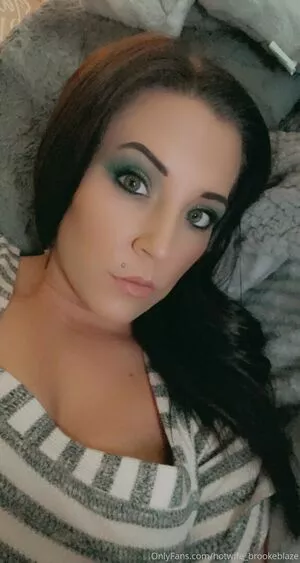 Hotwifebrookeblaze OnlyFans Leaked Free Thumbnail Picture - #efkTR0641V
