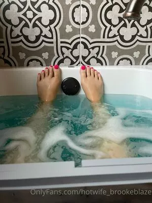 Hotwifebrookeblaze OnlyFans Leaked Free Thumbnail Picture - #ndSH5GgiPd