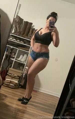 Hotwifebrookeblaze OnlyFans Leaked Free Thumbnail Picture - #vytENCy5uX