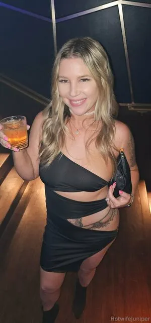 Hotwifejuniper OnlyFans Leaked Free Thumbnail Picture - #HssFjGZc8B