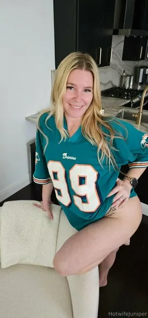 Hotwifejuniper OnlyFans Leaked Free Thumbnail Picture - #OqDKtxweaJ