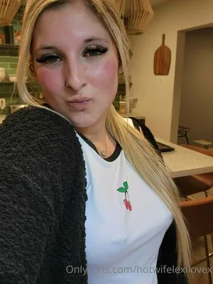 Hotwifelexilovex OnlyFans Leaked Free Thumbnail Picture - #4qD4zZRSKZ