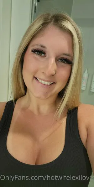 Hotwifelexilovex OnlyFans Leaked Free Thumbnail Picture - #N5jpxRN4ch