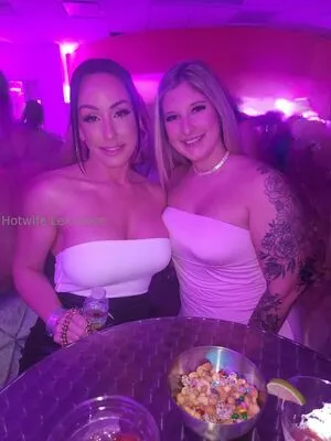 Hotwifelexilovex OnlyFans Leaked Free Thumbnail Picture - #uhoUNAo8x2