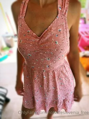 Hotwifeslovenia Free OnlyFans Leaked Free Thumbnail Picture - #RjHyH7a5wa
