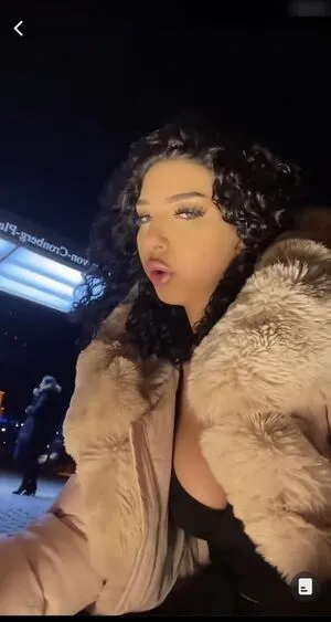 Houda Sanchez OnlyFans Leaked Free Thumbnail Picture - #cxx57R4H58