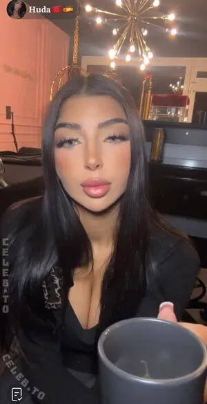 Houda Sanchez OnlyFans Leaked Free Thumbnail Picture - #sbWYVCBOjA