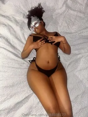 Hourglassebony23 OnlyFans Leaked Free Thumbnail Picture - #Fs9lVXKtEU