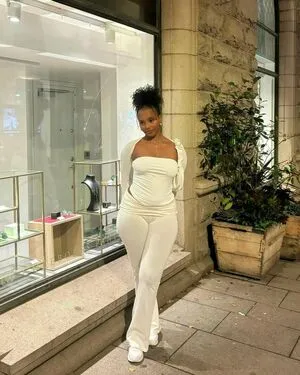 Hourglassebony23 OnlyFans Leaked Free Thumbnail Picture - #Janz20YXXn