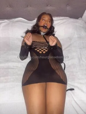 Hourglassebony23 OnlyFans Leaked Free Thumbnail Picture - #WNeSNA8CR8