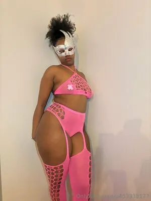 Hourglassebony23 OnlyFans Leaked Free Thumbnail Picture - #bXCpTvihQ7