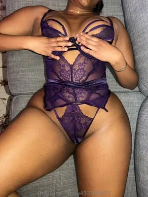 Hourglassebony23 OnlyFans Leaked Free Thumbnail Picture - #inobBckhi1