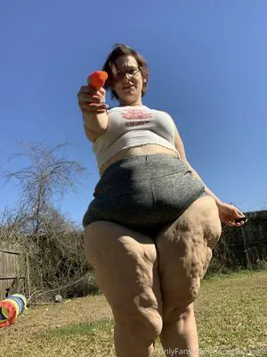 Hourglassleigh OnlyFans Leaked Free Thumbnail Picture - #4hI5aRspyC