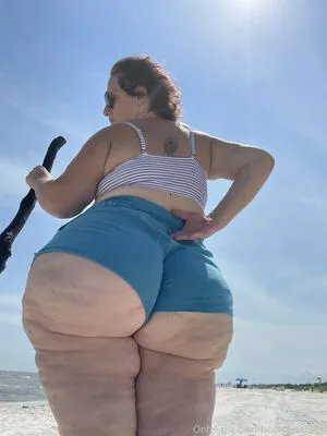 Hourglassleigh OnlyFans Leaked Free Thumbnail Picture - #FcBlijCA17