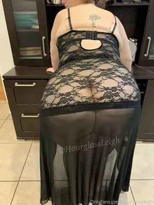 Hourglassleigh OnlyFans Leaked Free Thumbnail Picture - #HlkSvact7t