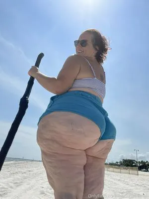 Hourglassleigh OnlyFans Leaked Free Thumbnail Picture - #NZl53bviZw