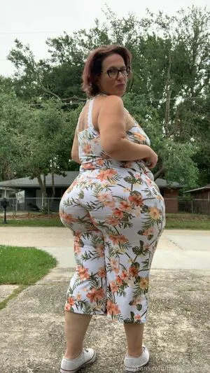 Hourglassleigh OnlyFans Leaked Free Thumbnail Picture - #ZrqBFGeCLS