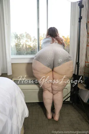 Hourglassleigh OnlyFans Leaked Free Thumbnail Picture - #pPfPeDRH3P