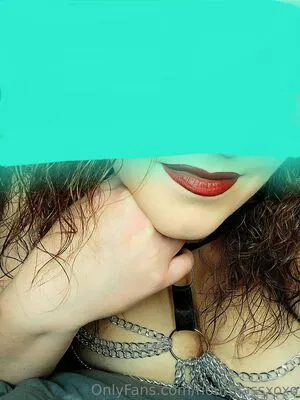 Hourglassxoxo OnlyFans Leaked Free Thumbnail Picture - #AXNYisr1aw