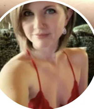 Housewifeginger OnlyFans Leaked Free Thumbnail Picture - #DLZzI8ajk5