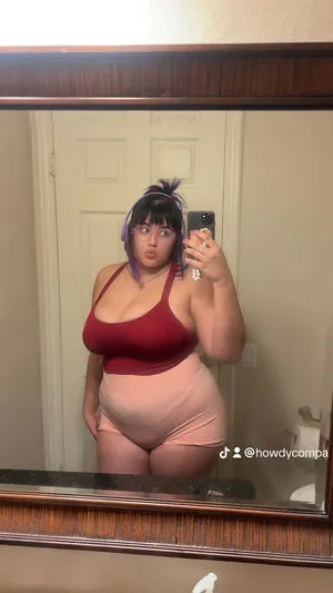 Howdycompa OnlyFans Leaked Free Thumbnail Picture - #7VAXD7oC4F
