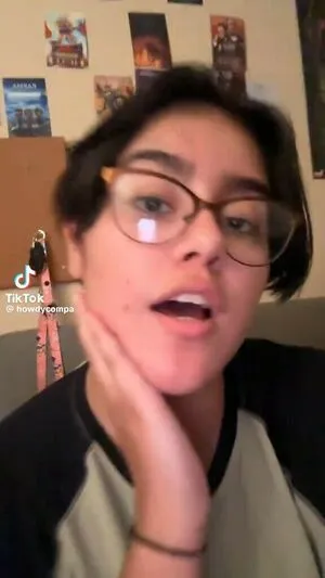 Howdycompa OnlyFans Leaked Free Thumbnail Picture - #k6I4yOYkgX