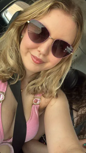 HoxieLoxie OnlyFans Leaked Free Thumbnail Picture - #0IVvtAGNO7