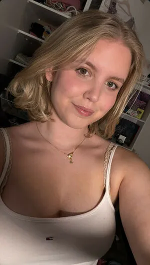 HoxieLoxie OnlyFans Leaked Free Thumbnail Picture - #2LDmvLoLCg