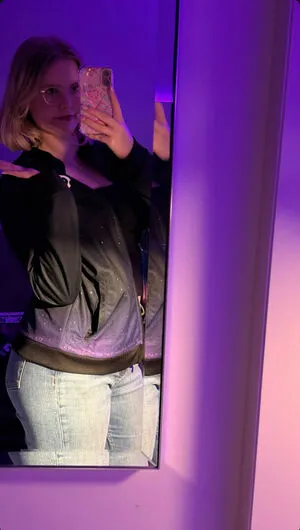 HoxieLoxie OnlyFans Leaked Free Thumbnail Picture - #aOZVcuomTb