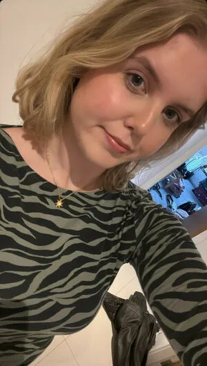 HoxieLoxie OnlyFans Leaked Free Thumbnail Picture - #c5FHeMeEmE