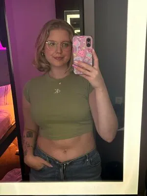 HoxieLoxie OnlyFans Leaked Free Thumbnail Picture - #lGm4g3CGm5