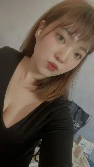 Hsuanbelle OnlyFans Leaked Free Thumbnail Picture - #LVithNEmU2