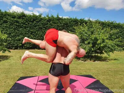 Hugeandhung OnlyFans Leaked Free Thumbnail Picture - #C6qONnxpUH