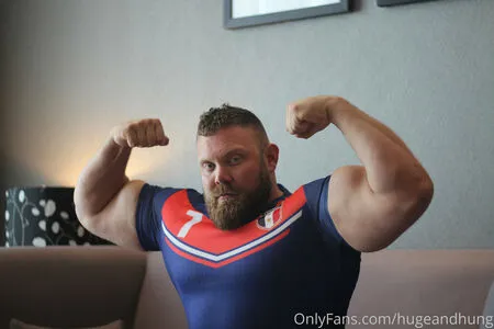 Hugeandhung OnlyFans Leaked Free Thumbnail Picture - #NSGnNIteDh