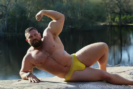 Hugeandhung OnlyFans Leaked Free Thumbnail Picture - #QQpywSTIFt