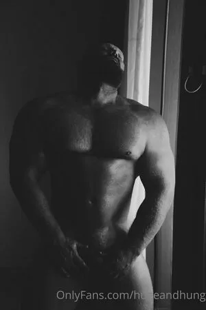 Hugeandhung OnlyFans Leaked Free Thumbnail Picture - #UwdMXDmZ8K