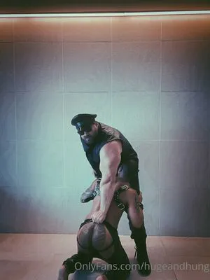 Hugeandhung OnlyFans Leaked Free Thumbnail Picture - #tkd5RZ9Bsw