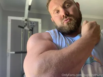Hugeandhung OnlyFans Leaked Free Thumbnail Picture - #xbmTMFQpq3