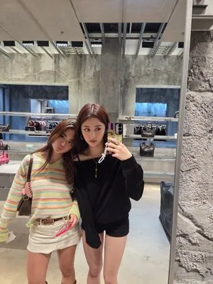 Huh Yunjin OnlyFans Leaked Free Thumbnail Picture - #9uHwocacEf