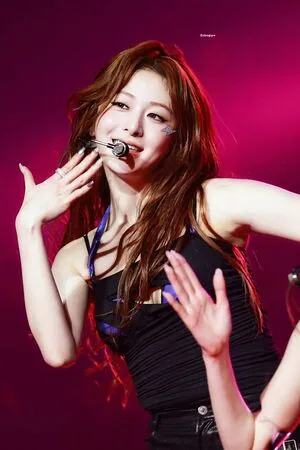 Huh Yunjin OnlyFans Leaked Free Thumbnail Picture - #DUDzOUDoGq