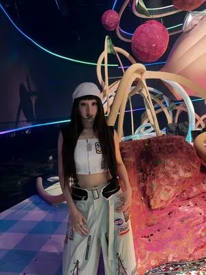 Huh Yunjin OnlyFans Leaked Free Thumbnail Picture - #EDmntt6QgA