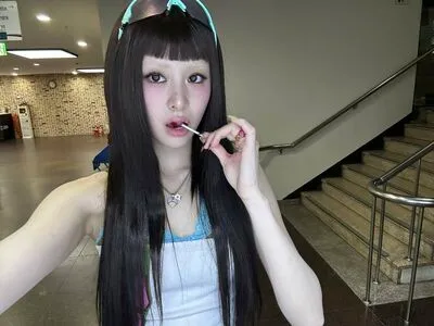 Huh Yunjin OnlyFans Leaked Free Thumbnail Picture - #Ezqcj0EHX1