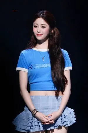 Huh Yunjin OnlyFans Leaked Free Thumbnail Picture - #KQfEF6FqGK