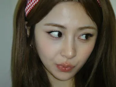 Huh Yunjin OnlyFans Leaked Free Thumbnail Picture - #MOm8lfiklw