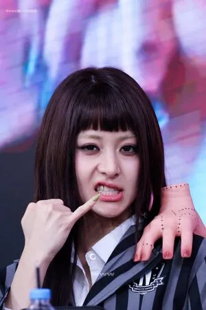 Huh Yunjin OnlyFans Leaked Free Thumbnail Picture - #MfvXwUhnO6